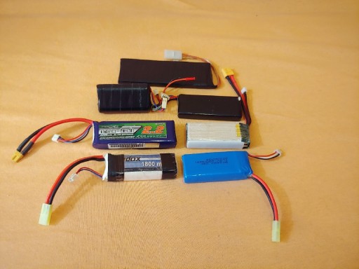 Zdjęcie oferty: Akumulator LiPo REDOX Nano-Tech zestaw