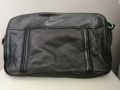 Zdjęcie oferty: Nike torba czarna. Pojemna.