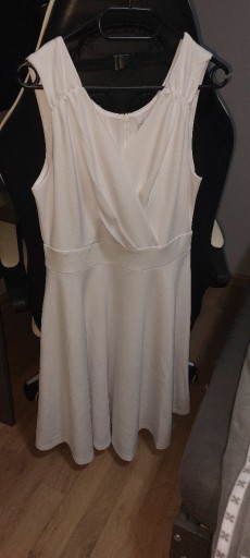 Zdjęcie oferty: Biała sukienka długa