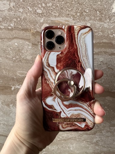 Zdjęcie oferty: Case Red Marble Ideal Of Sweden