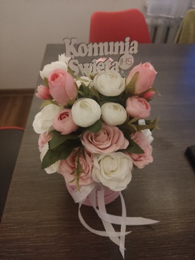 Zdjęcie oferty: Flower box Komunia  Święta dla dziewczynki 