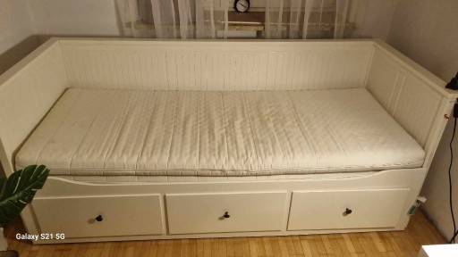 Zdjęcie oferty: Sprzedam Łóżko podwójne Ikea Hemnes160x200 biały. 