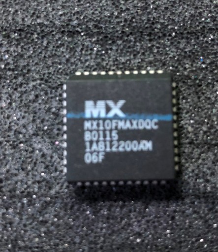 Zdjęcie oferty: MX10FMAX - SINGLE-CHIP 8-BIT MICROCONTROLLER