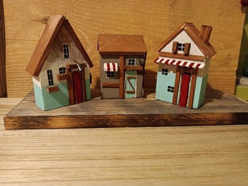 Zdjęcie oferty: Domki drewniane hand made dekoracja na półke 