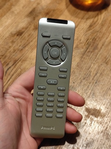 Zdjęcie oferty: Oryginalny pilot PHILIPS AY5507 PET730 PET835  PET1031 PET832