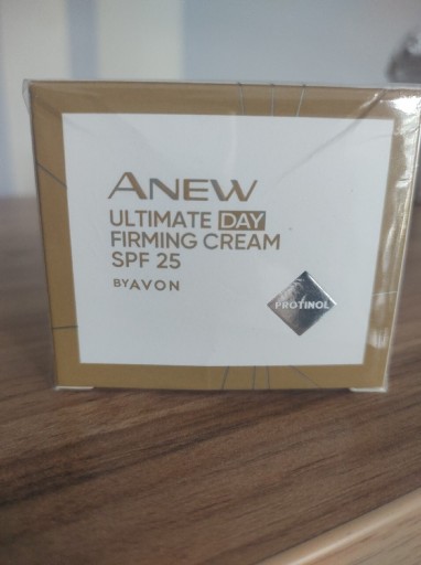 Zdjęcie oferty: Avon Anew krem ujędrniający na dzień z SPF25