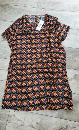 Zdjęcie oferty: Villa czarna sukienka wzorzysta śliczna XXL/3XL