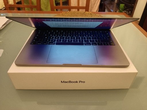 Zdjęcie oferty: MacBook Pro 13,3" A1708 uszkodzony