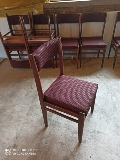 Zdjęcie oferty: Krzesła, 8 krzeseł