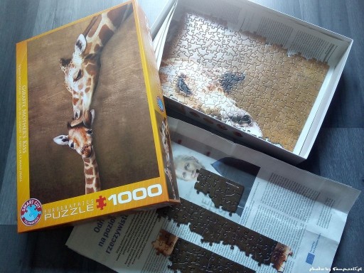 Zdjęcie oferty: Puzzle 1000 pocałunek żyrafy Smart Cut ułożone