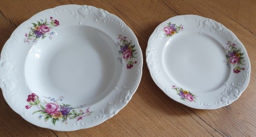 Zdjęcie oferty: Talerze porcelana Wawel 