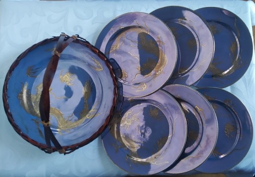 Zdjęcie oferty: Japoński komplet talerzy deserowych z koszyczkiemi