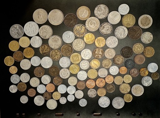 Zdjęcie oferty: Monety świata ponad 100 sztuk - każda inna zest.D