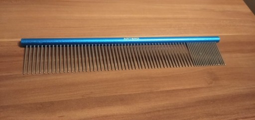 Zdjęcie oferty: Grzebień dla zwierząt Artero Giant Blue Comb 25cm