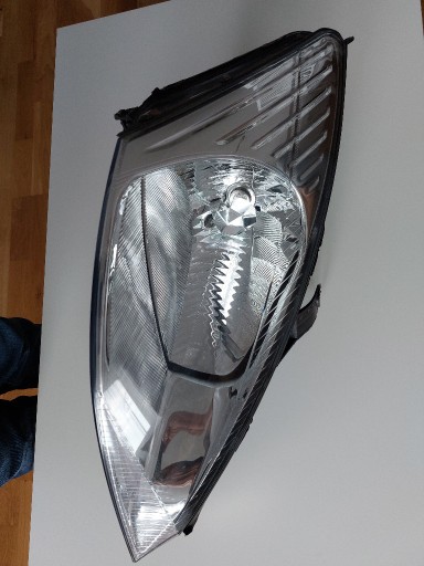 Zdjęcie oferty: Lampa prawa Ford Focus MK I