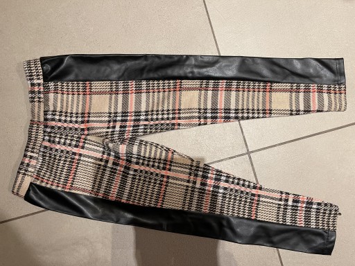 Zdjęcie oferty: Spodnie rurki kratka 110 River Island mini