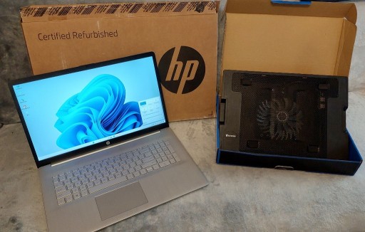 Zdjęcie oferty: Laptop HP 17 Full HD i5-11gen 16GB 512SSD Win11 PK