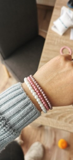 Zdjęcie oferty: Różowe bransoletki na gumce handmade