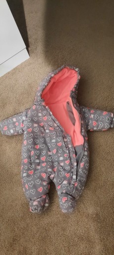 Zdjęcie oferty: Kombinezon zimowy 62