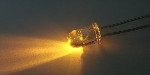 Zdjęcie oferty: diody led 5mm żółta  70szt