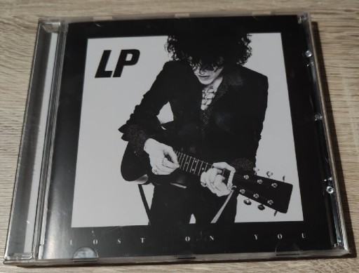 Zdjęcie oferty: Wyprzedaż! CD LP -  Lost on You stan bdb