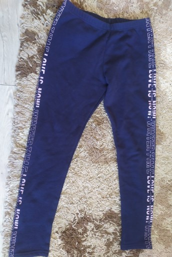 Zdjęcie oferty: Spodnie dresowe dla dziewczynki Primigi 146 cm 
