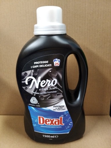 Zdjęcie oferty: Dexal płyn do prania czarnych ubrań 1.5l