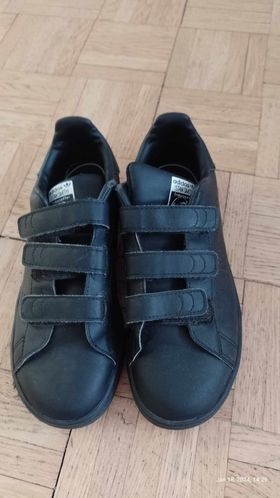 Zdjęcie oferty: Buty Adidas rozmiar 34 stan bdb