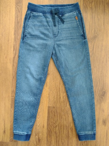 Zdjęcie oferty: Spodnie jeansowe dla chłopca H&M rozm. 152