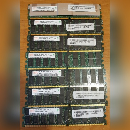 Zdjęcie oferty: Pamięć RAM DDR2 Hynix 4 GB PC2-5300P-555-12