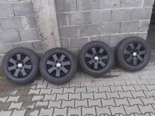 Zdjęcie oferty: Komplet kół zimowych Volkswagen 205/65R16C