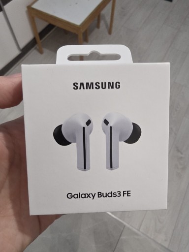 Zdjęcie oferty: Samsung Buds 3 Fe nowe 