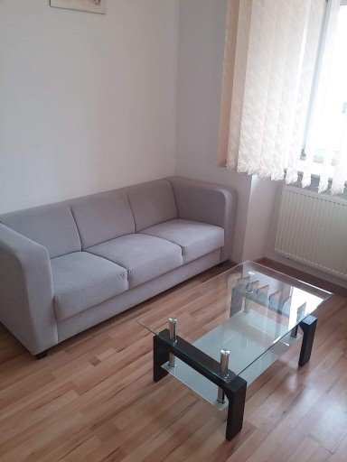 Zdjęcie oferty: Sofa wraz ze stolikiem kawowym 