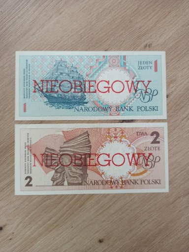 Zdjęcie oferty: 1zł,2zł. 1990r Miasta Polskie.Nieobiegowe