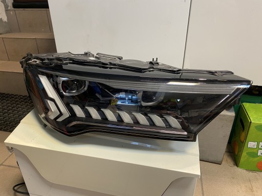 Zdjęcie oferty: Lampa matrix laser audi Q7 lift 4M0941086B USA