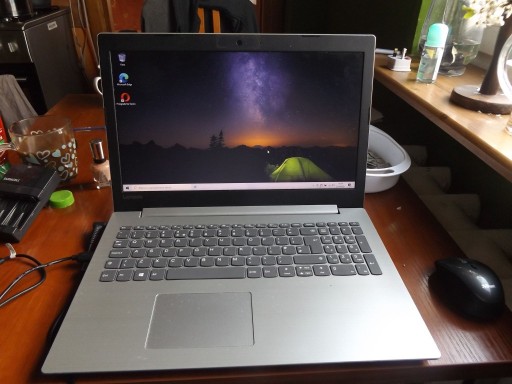 Zdjęcie oferty: Laptop Lenovo 15 cali AMD A9-9425