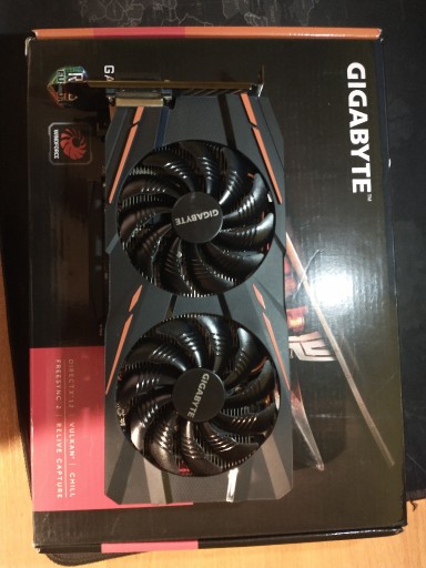 Zdjęcie oferty: Gigabyte RX570 4GB