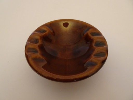 Zdjęcie oferty: Pruszków, popielniczka Łapa, porcelit Pruszków, PRL, vintage, retro
