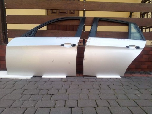 Zdjęcie oferty: Drzwi lewe BMW E91 przód tył lak. 354 komplet