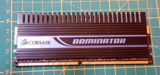 Zdjęcie oferty: Pamięć RAM Corsair Dominator CM2X1024-8500C5D