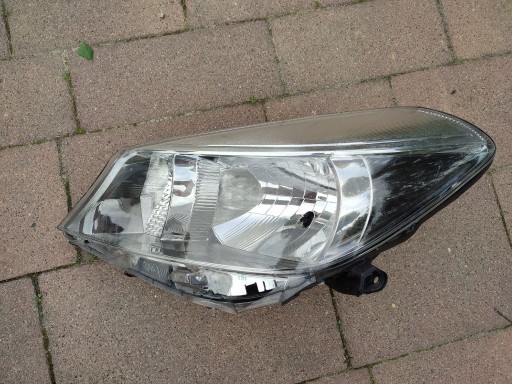 Zdjęcie oferty: TOYOTA YARIS III 3 11-14 LAMPA PRZÓD PRZEDNIA LEWA