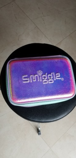 Zdjęcie oferty: Piórnik podwójny smiggle