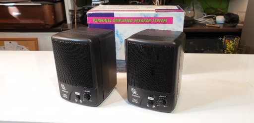 Zdjęcie oferty: Kolumienki aktywne MW6882, stereo, nowe, retro