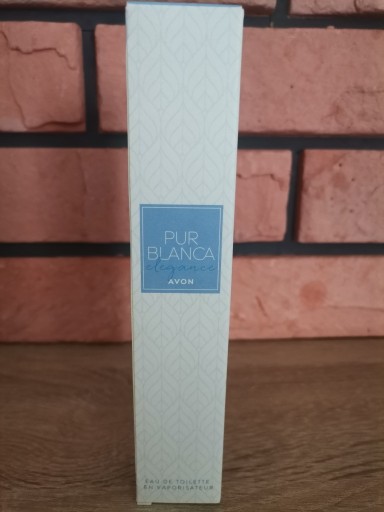 Zdjęcie oferty: AVON Pur Blanca Elegance Woda toaletowa 50ml