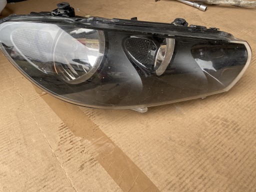 Zdjęcie oferty: VW SCIROCCO 1K8  H7 PRAWA PRZÓD EU LAMPA 08-14r.