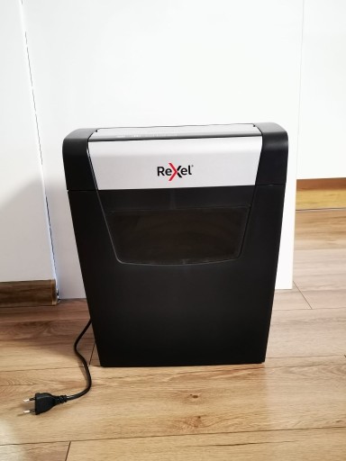 Zdjęcie oferty: Niszczarka Rexel Momentum x312