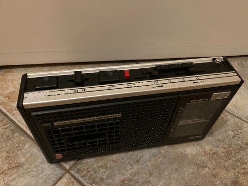 Zdjęcie oferty: Radiomagnetofon UNITRA Grundig MK2500