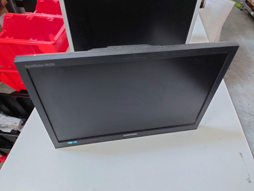 Zdjęcie oferty: Monitor SAMSUNG S19A200BW DVI/HDMI VESA 1440x900