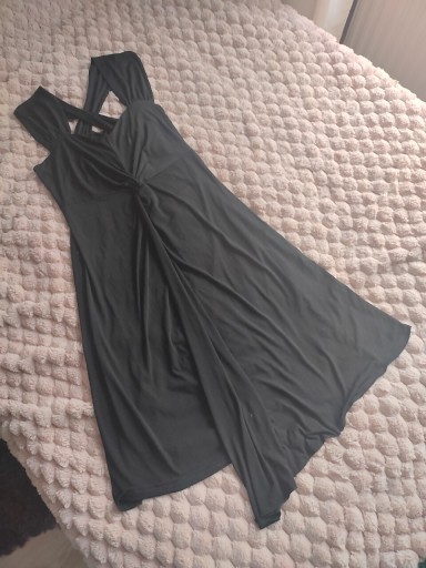 Zdjęcie oferty: Bon prix sukienka czarna 48 na ramiączka 