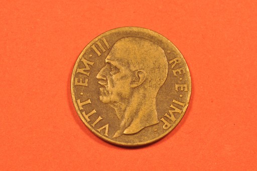 Zdjęcie oferty: Włochy 10 centesimi 1939 r.